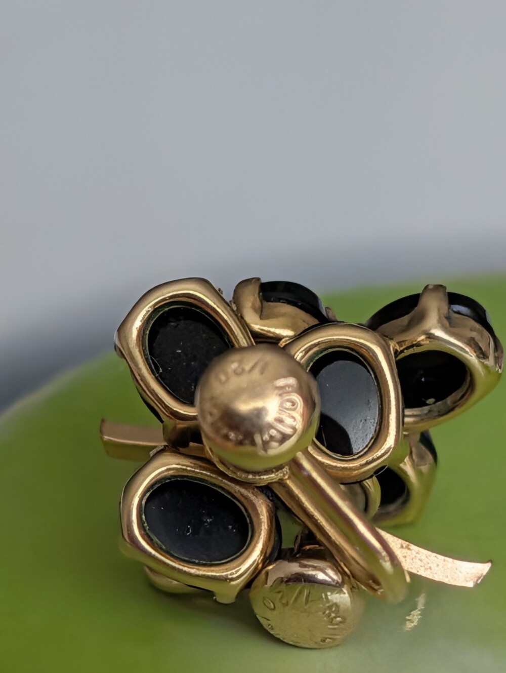 Screw Back Earrings - Picture 4 of 4